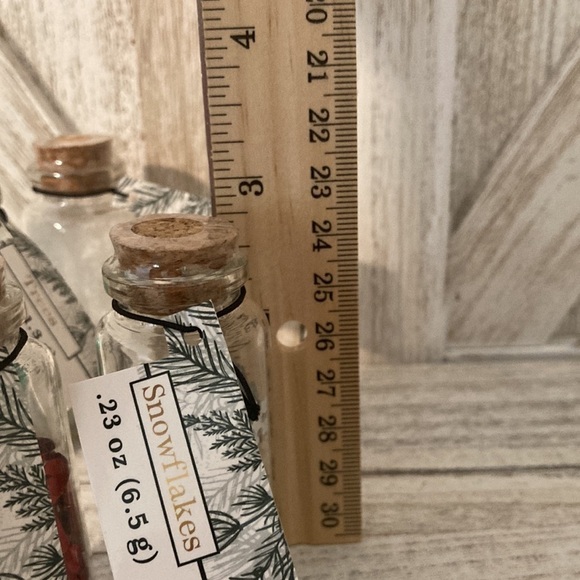 Target BP 2022 Mini Christmas Bottles - Picture 8 of 8